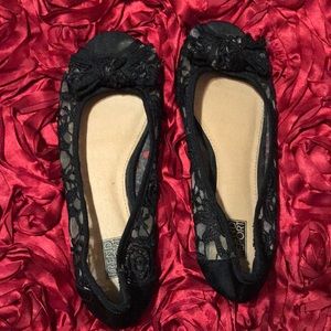 Black floral flats🌸🖤FREE GIFT INCLUDED